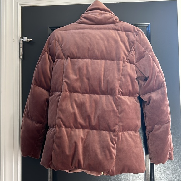Cole Haan down velvet puffer coat XS NWOT.  Very warm, beautiful mauve velvet. - Picture 4 of 4